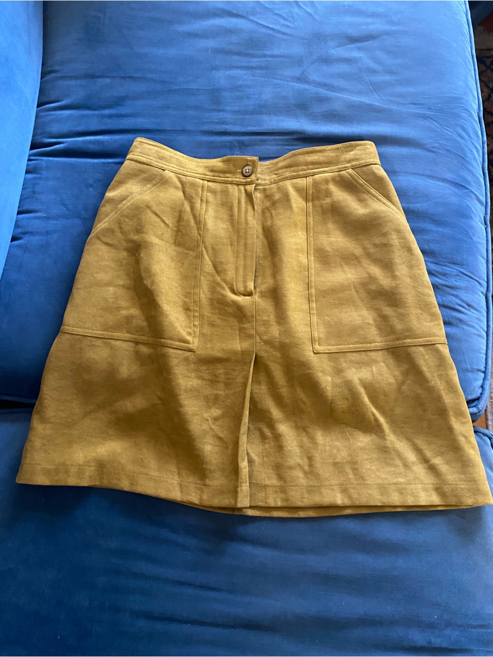 Dana b. and Karen suede Mustard A-Line Skirt with Front Pockets 28” waist